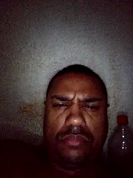 Snapshot of Mcbellorj chatting on October 27, 11:41 pm Mcbellorj online show from October 27, 11:41 pm