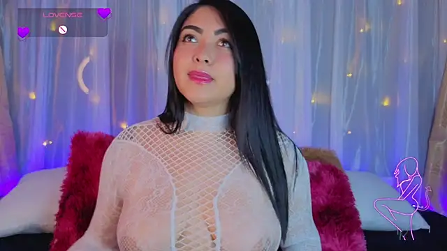 Victoria Jonhss online show from December 18, 12:06 am