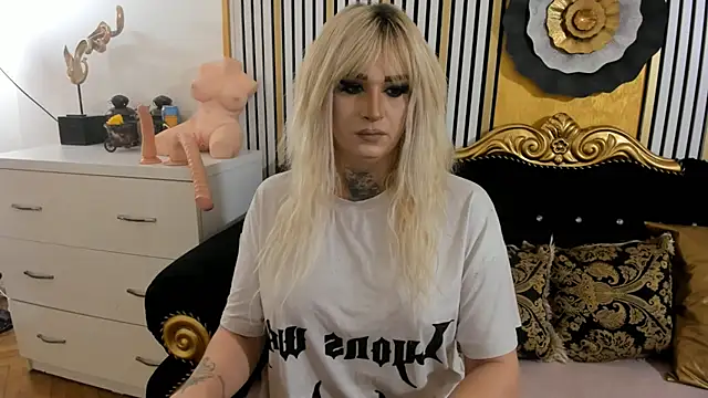 AlenaRios online show from February 6, 7:45 am