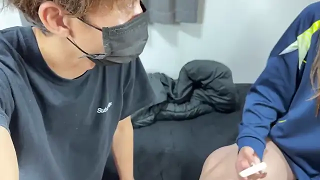 Snapshot of ODORI8300 chatting on March 10, 12:32 pm ODORI8300 online show from March 10, 12:32 pm