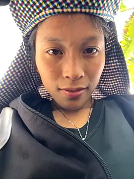 hi-hi-zz online show from November 5, 2:11 am