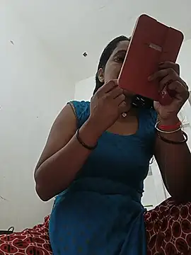 Snapshot of Cuty_tanya chatting on July 7, 4:11 pm Cuty tanya online show from July 7, 4:11 pm