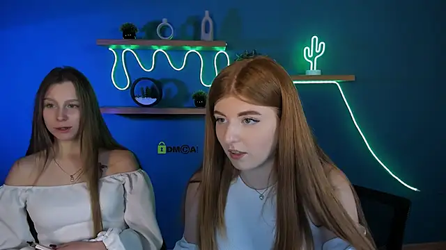 bella horny   online show from October 9, 11:19 am