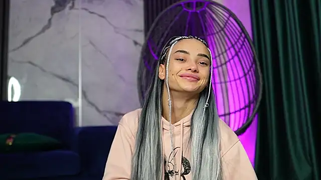 Snapshot of RachelRavee chatting on October 26, 5:13 am RachelRavee online show from October 26, 5:13 am