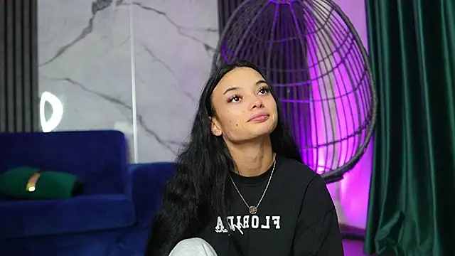 Snapshot of RachelRavee chatting on November 3, 5:09 am RachelRavee online show from November 3, 5:09 am