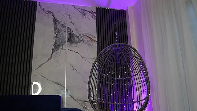 Snapshot of RachelRavee chatting on November 20, 5:18 am RachelRavee online show from November 20, 5:18 am