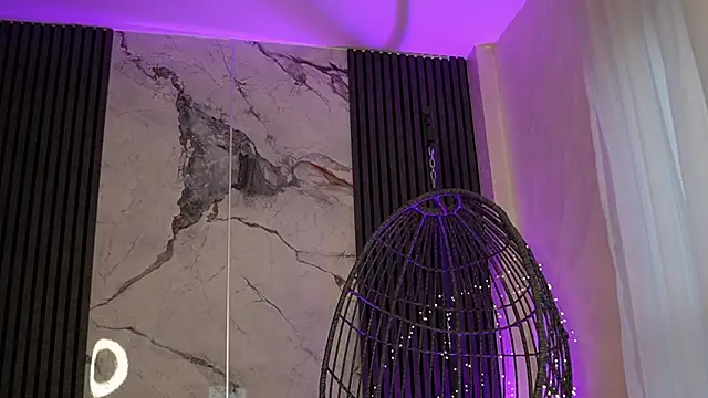 Snapshot of RachelRavee chatting on November 22, 5:17 am RachelRavee online show from November 22, 5:17 am