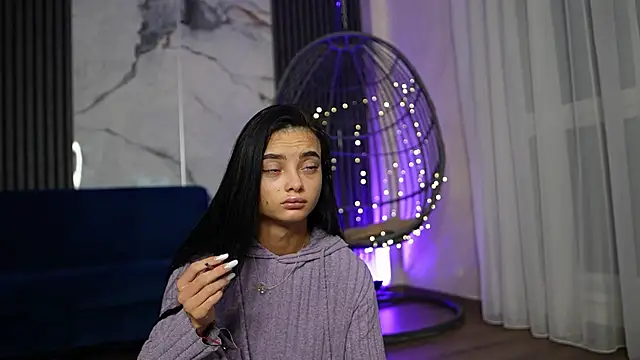 Snapshot of RachelRavee chatting on December 5, 5:16 am RachelRavee online show from December 5, 5:16 am