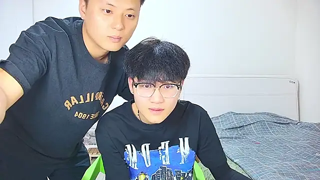 KK-cuteboy online show from April 26, 11:52 am