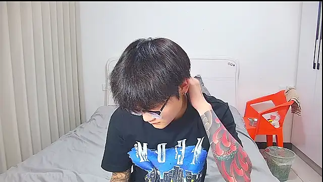Snapshot of KK-cuteboy chatting on May 27, 1:08 pm KK-cuteboy online show from May 27, 1:08 pm