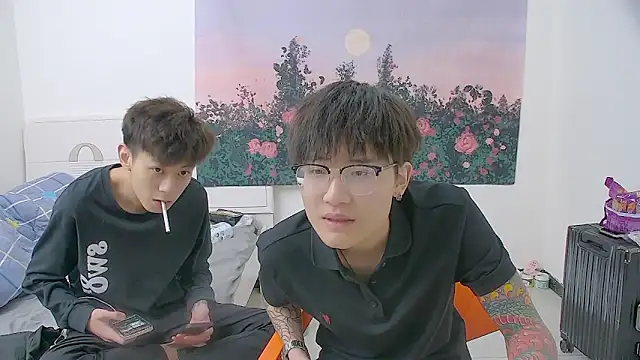 Snapshot of KK-cuteboy chatting on June 3, 4:01 pm KK-cuteboy online show from June 3, 4:01 pm