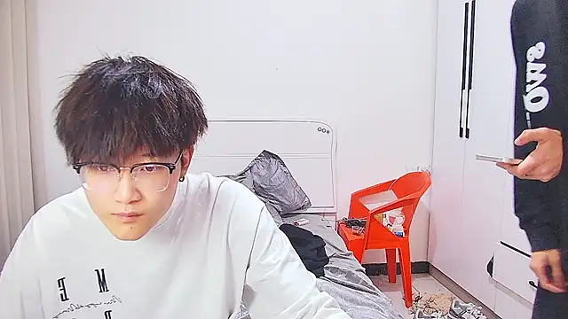 Snapshot of KK-cuteboy chatting on June 17, 12:18 pm KK-cuteboy online show from June 17, 12:18 pm