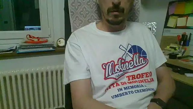 Snapshot of Kawayleo chatting on June 1, 6:31 pm Kawayleo online show from June 1, 6:31 pm