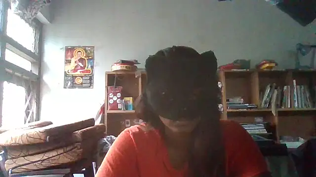 Snapshot of Nora-2003 chatting on March 12, 4:07 am Nora-2003 online show from March 12, 4:07 am