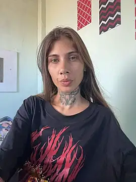 Snapshot of casalskunk chatting on May 19, 1:17 pm casalskunk online show from May 19, 1:17 pm
