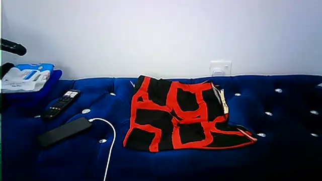 Snapshot of Ntokozo290 chatting on November 20, 6:35 am Ntokozo290 online show from November 20, 6:35 am