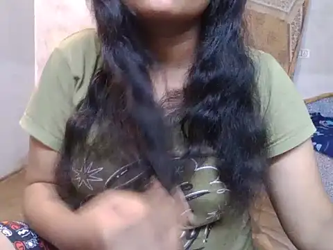 Snapshot of manju_02 chatting on October 14, 10:38 am manju 02 online show from October 14, 10:38 am