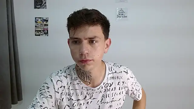 Snapshot of hot_teo_ chatting on December 1, 11:15 am hot teo online show from December 1, 11:15 am