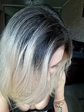 Snapshot of BritanyVegas chatting on November 28, 12:41 pm BritanyVegas online show from November 28, 12:41 pm