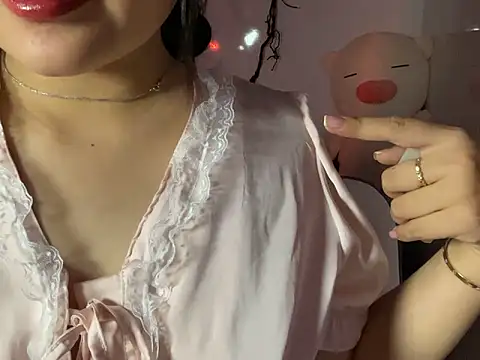 BeChinh Lee online show from May 22, 3:17 pm