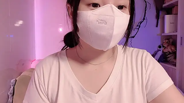 Snapshot of BeChinh_Lee chatting on June 19, 6:01 pm BeChinh Lee online show from June 19, 6:01 pm
