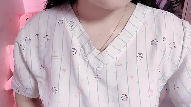 Snapshot of BeChinh_Lee chatting on June 22, 5:15 am BeChinh Lee online show from June 22, 5:15 am