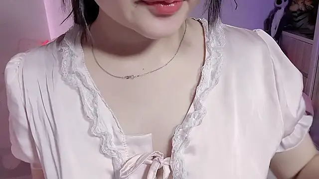 Snapshot of BeChinh_Lee chatting on June 24, 3:00 pm BeChinh Lee online show from June 24, 3:00 pm