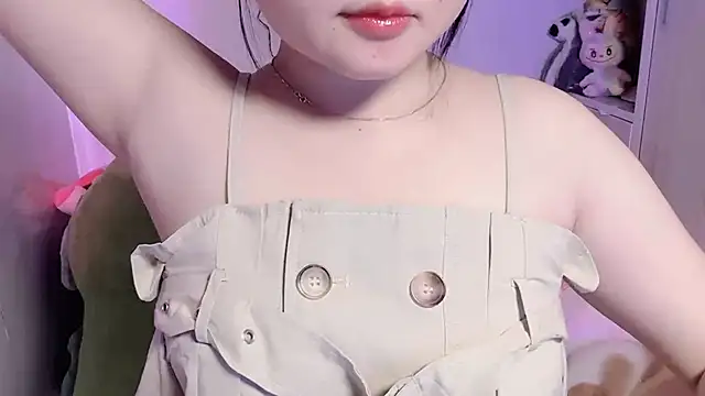 Snapshot of BeChinh_Lee chatting on July 25, 3:09 pm BeChinh Lee online show from July 25, 3:09 pm