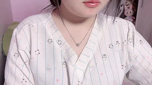 Snapshot of BeChinh_Lee chatting on July 27, 6:53 am BeChinh Lee online show from July 27, 6:53 am