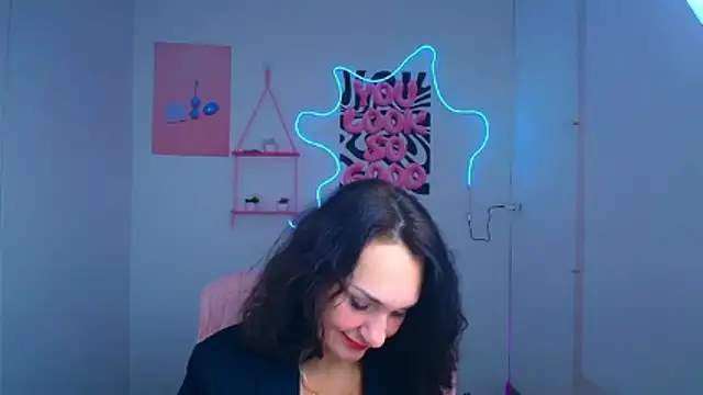 Rosie Rosee online show from February 11, 2:00 pm