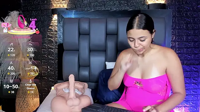 Maraa Rivera online show from November 17, 7:19 pm