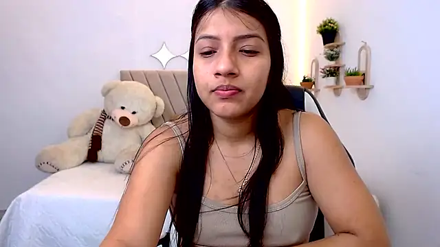 Snapshot of zara_cute chatting on July 21, 12:29 pm zara cute online show from July 21, 12:29 pm