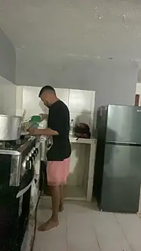 Snapshot of thepicis chatting on November 3, 11:59 pm thepicis online show from November 3, 11:59 pm