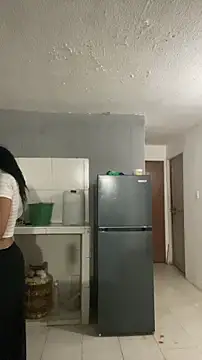 Snapshot of thepicis chatting on December 2, 12:38 am thepicis online show from December 2, 12:38 am