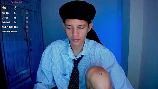 tylernova online show from March 18, 3:20 am