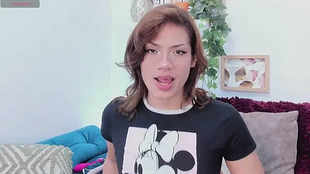 KassMonroe online show from December 22, 8:17 pm