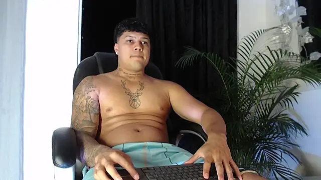 Boyhot 00 online show from February 2, 3:38 am