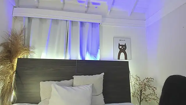 Snapshot of Brianna_Maya chatting on March 31, 8:20 pm Brianna Maya online show from March 31, 8:20 pm