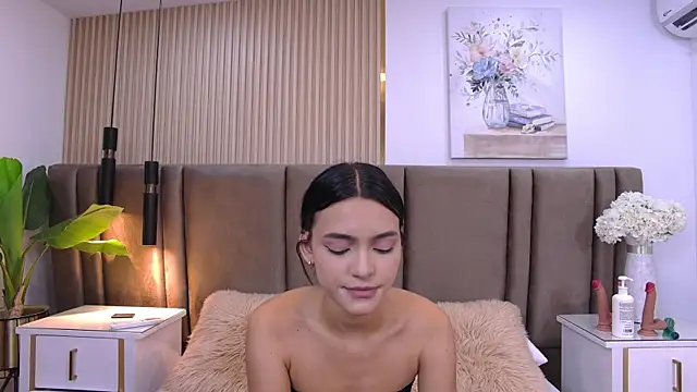 Snapshot of nina_gb chatting on July 28, 8:52 pm nina gb online show from July 28, 8:52 pm