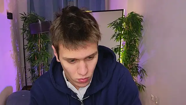 hun1er steele online show from October 24, 2:24 pm