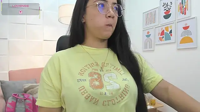 Snapshot of Sasha_Grace chatting on May 14, 1:18 pm Sasha Grace online show from May 14, 1:18 pm