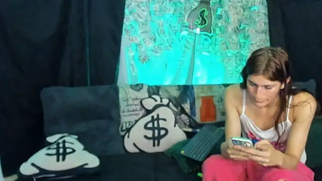 Snapshot of Pride_couple chatting on April 27, 11:41 am Pride couple online show from April 27, 11:41 am
