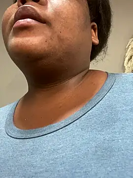 gabrielabrunette69 online show from October 13, 12:32 am