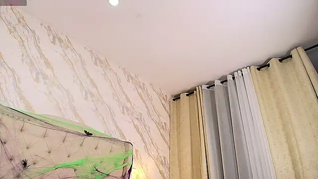 shanell-hott online show from November 1, 4:14 am