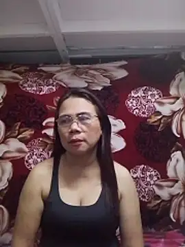 Snapshot of erma_joy chatting on May 18, 12:51 am erma joy online show from May 18, 12:51 am