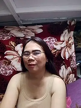 Snapshot of erma_joy chatting on May 23, 7:56 am erma joy online show from May 23, 7:56 am