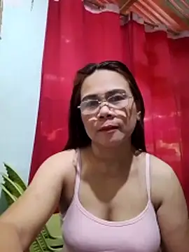 Snapshot of erma_joy chatting on June 10, 6:34 am erma joy online show from June 10, 6:34 am