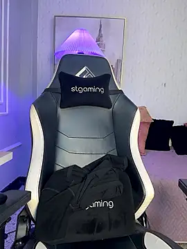 HoneyMollyX online show from October 25, 1:07 pm