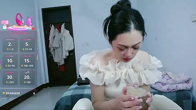 jiangjiangas online show from November 17, 10:48 pm