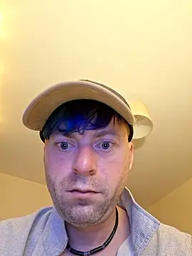 Snapshot of DelayedAnalog720 chatting on November 13, 11:36 pm DelayedAnalog720 online show from November 13, 11:36 pm